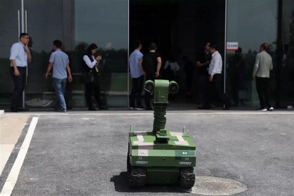 http://www.wedefence.com/static/uploads/image/20180531/20180531110621_77505.jpeg