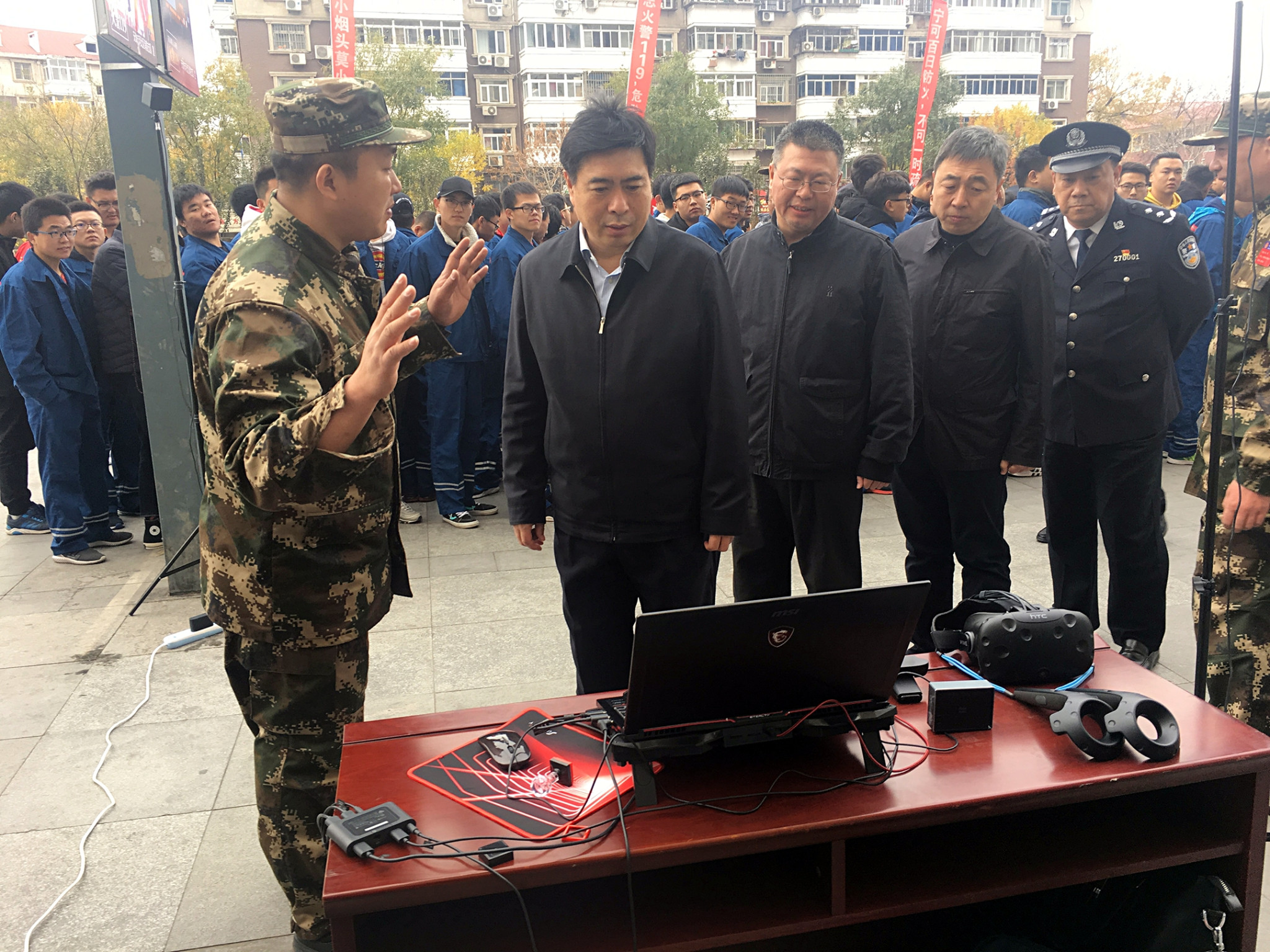 刘志强出席并宣布开幕;河北区区长李新,公安局长杨秉魁等领导分别致辞