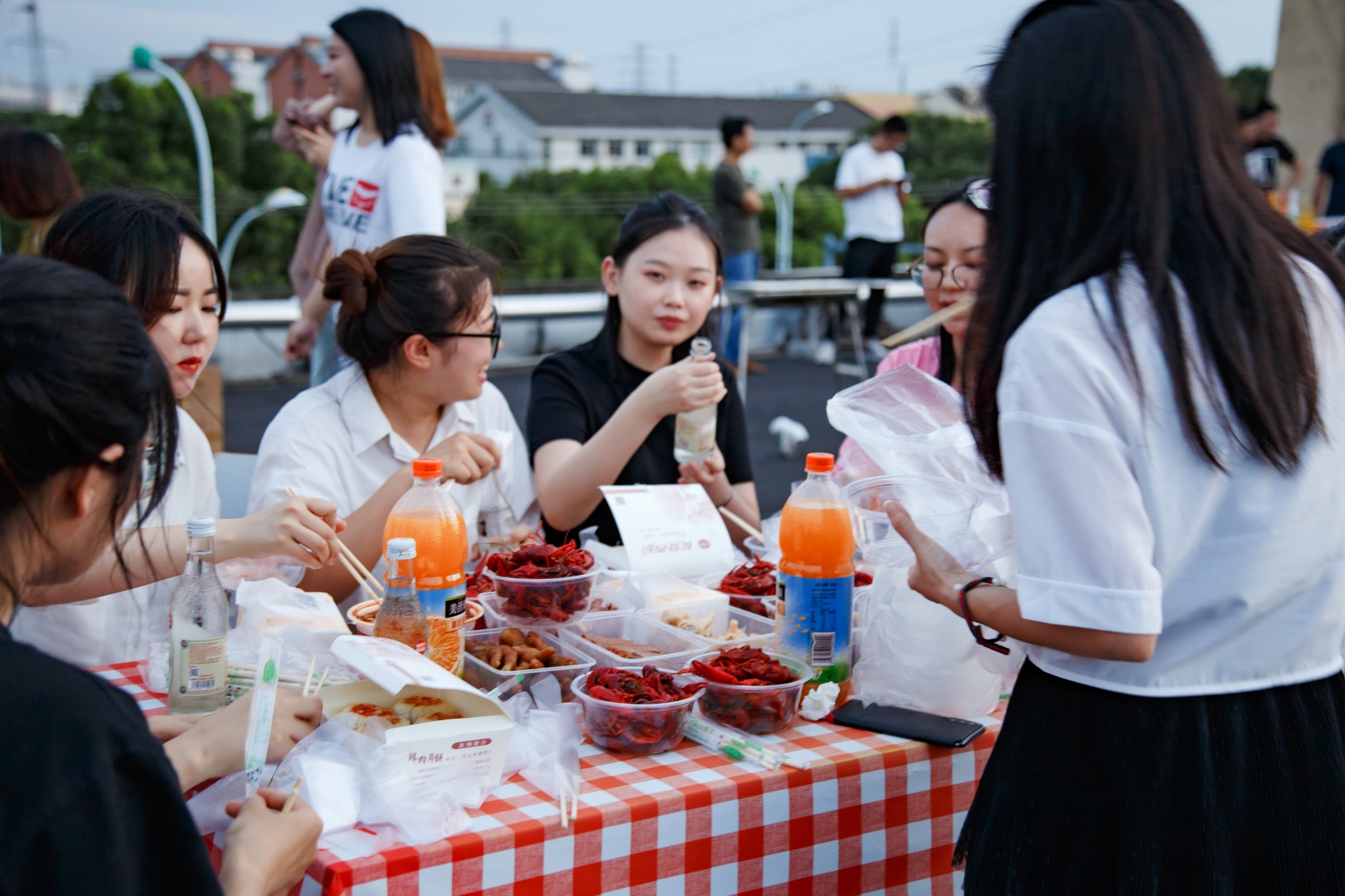 一年一度的露天烧烤趴