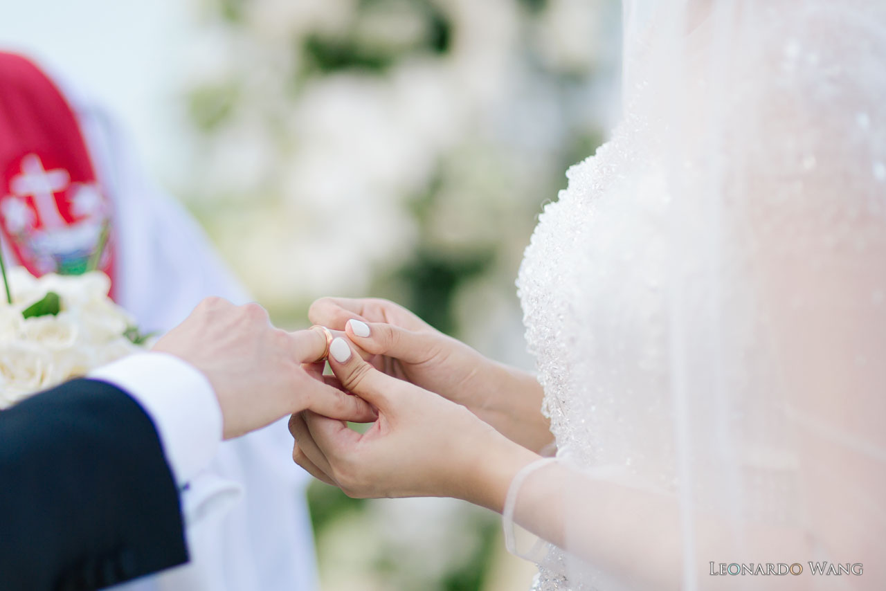 巴厘岛婚礼摄影-迷人的巴厘岛金巴兰四季酒店草坪婚礼