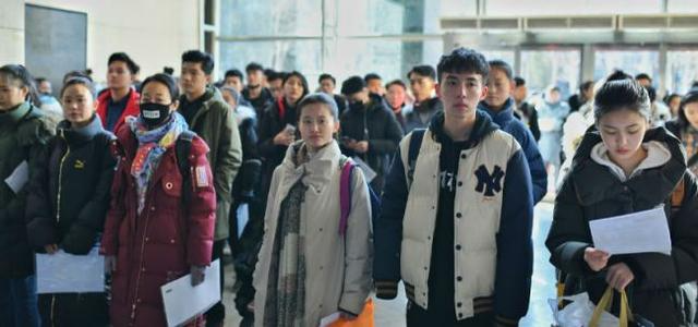 新型肺炎撞上艺考:部分高校推迟考试时间 学生表示成“最难一届艺考生”