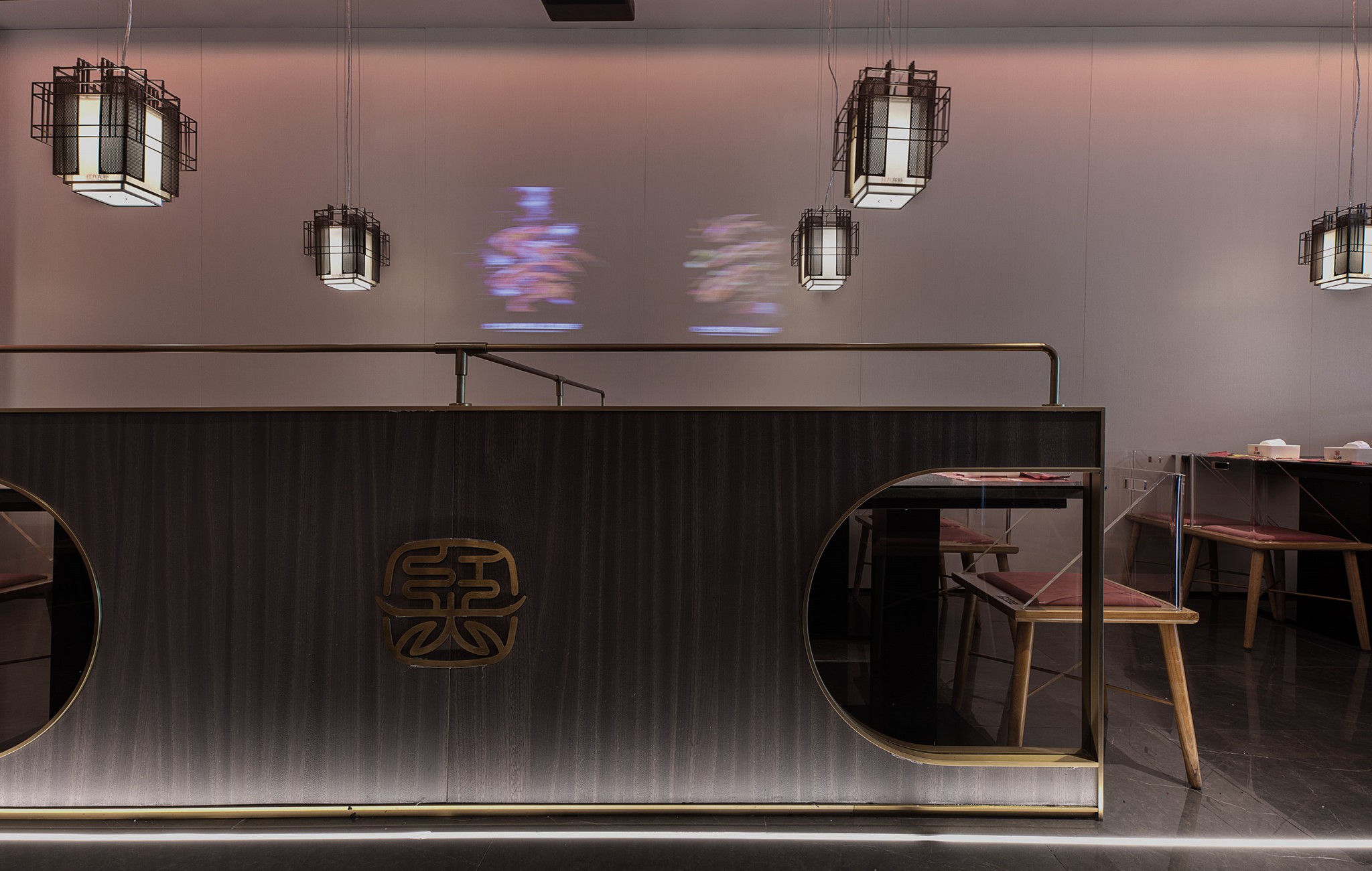 餐饮品牌商业空间设计-红大龙虾7e65e3f35a520d2f63acc98fefccf9c3