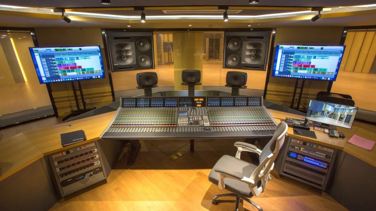 上海市现代音乐职业学校打造「录音棚集群」亮点全记录   genelec真力